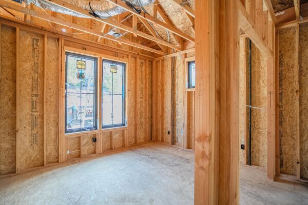 Lot 39 - Talline - Image 11