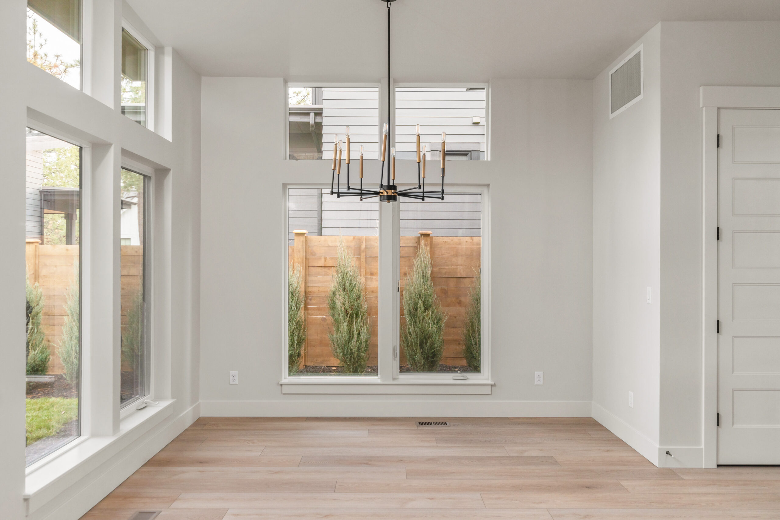 Outcrop Modern Home Built With Environment Friendly Solutions Curtis