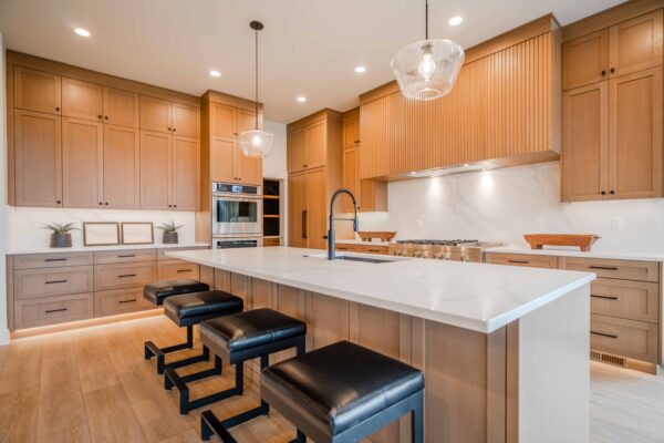 Lot 208 - Discovery West - Image 15