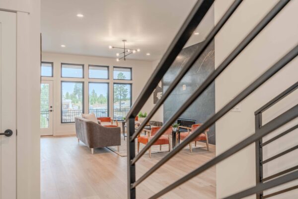 Lot 208 - Discovery West - Image 45