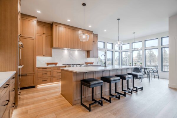 Lot 208 - Discovery West - Image 16