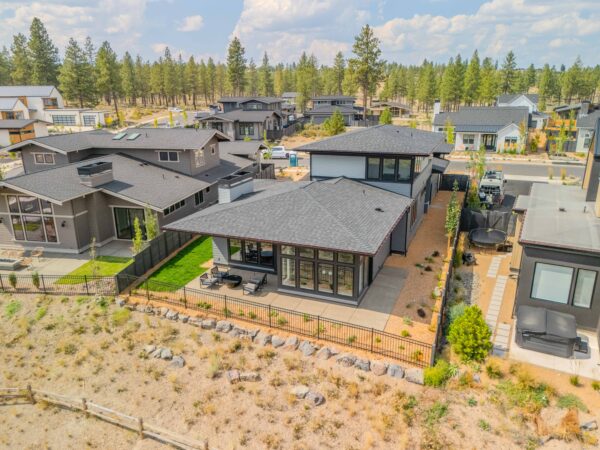 Lot 208 - Discovery West - Image 7