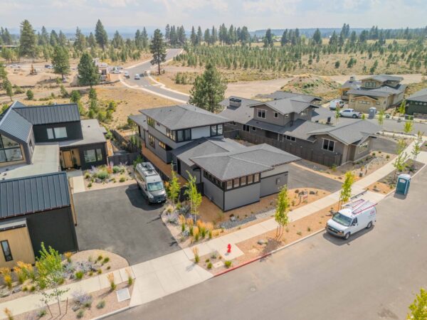 Lot 208 - Discovery West - Image 56