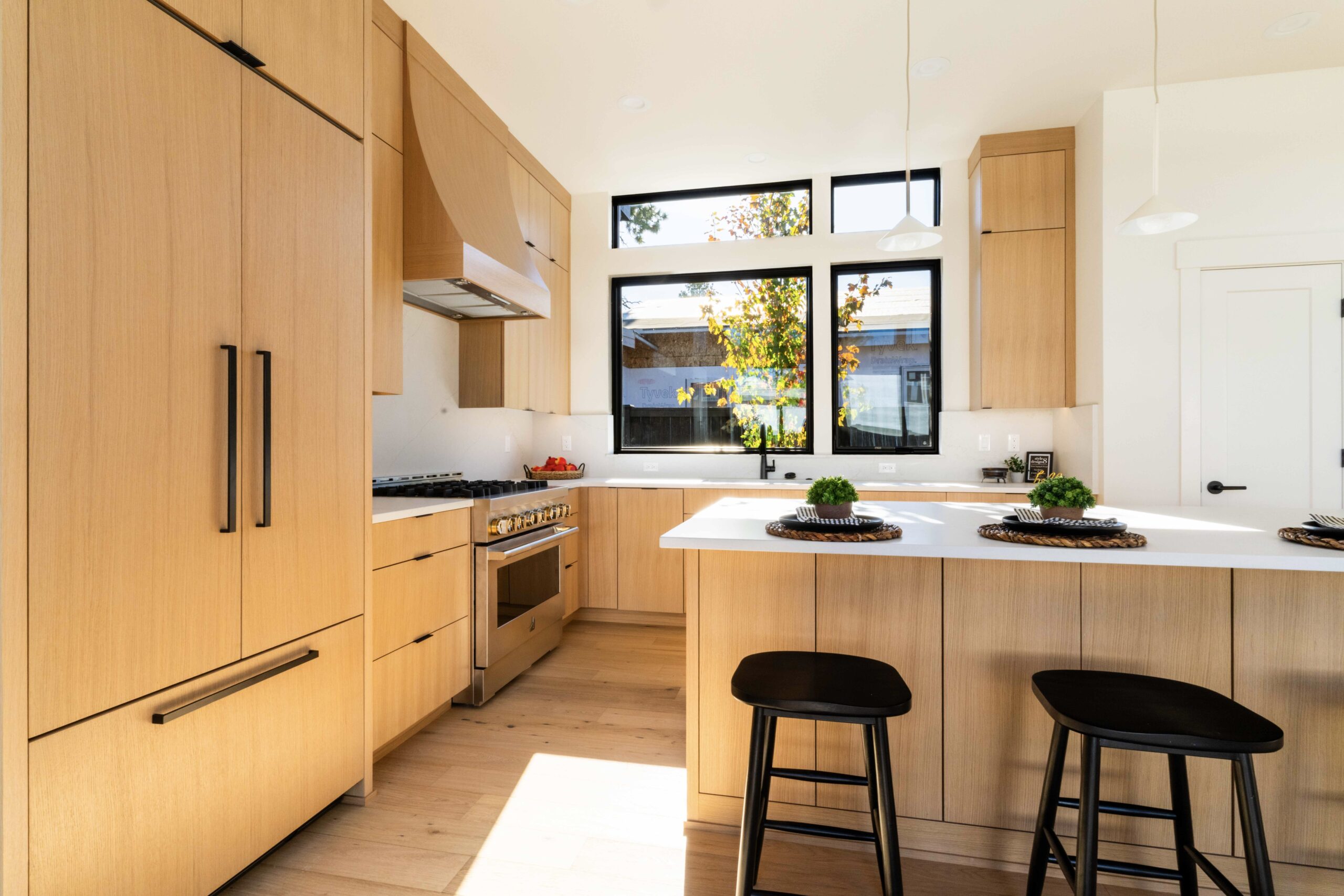 Lot 254 - Discovery West - Image 69