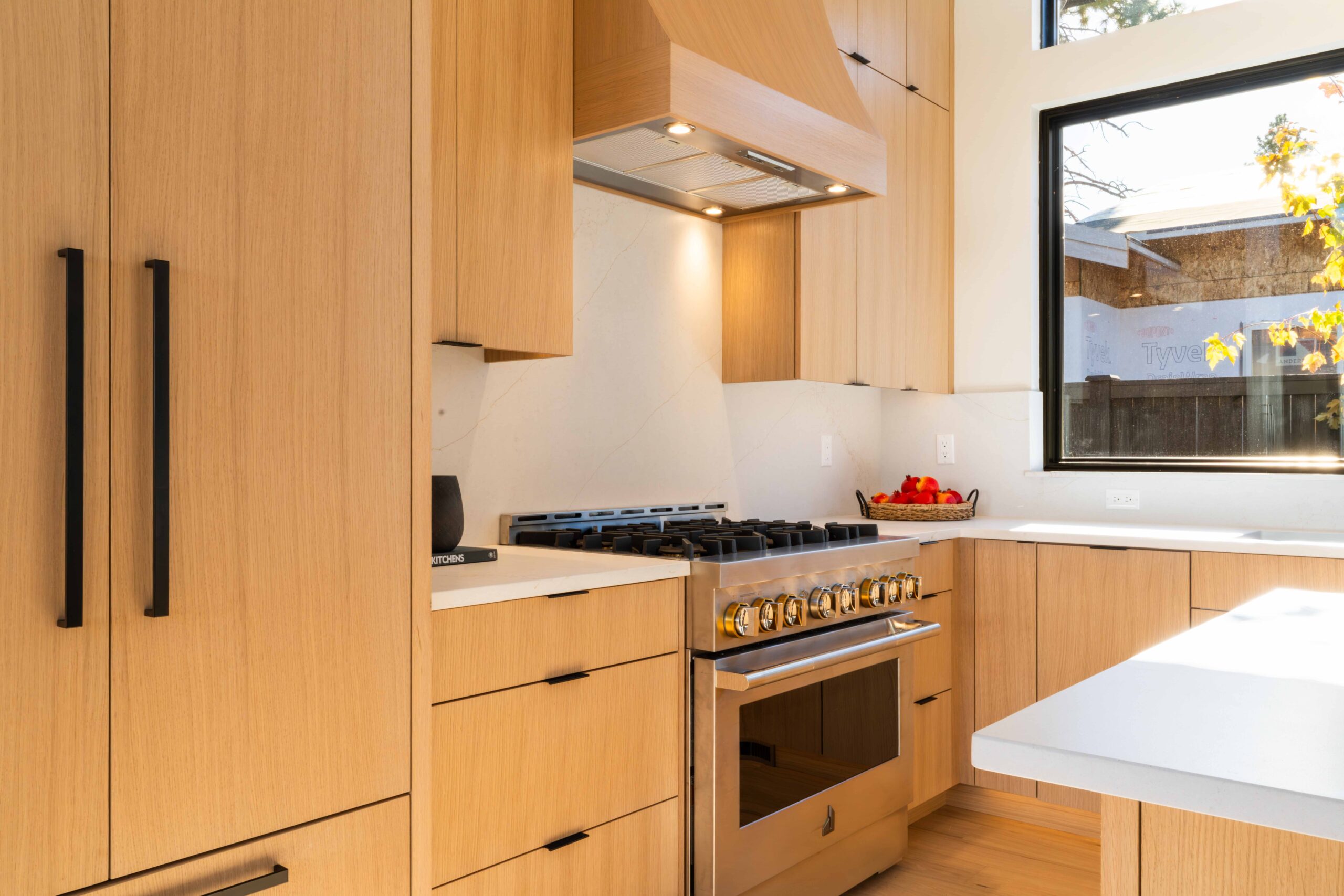 Lot 254 - Discovery West - Image 63