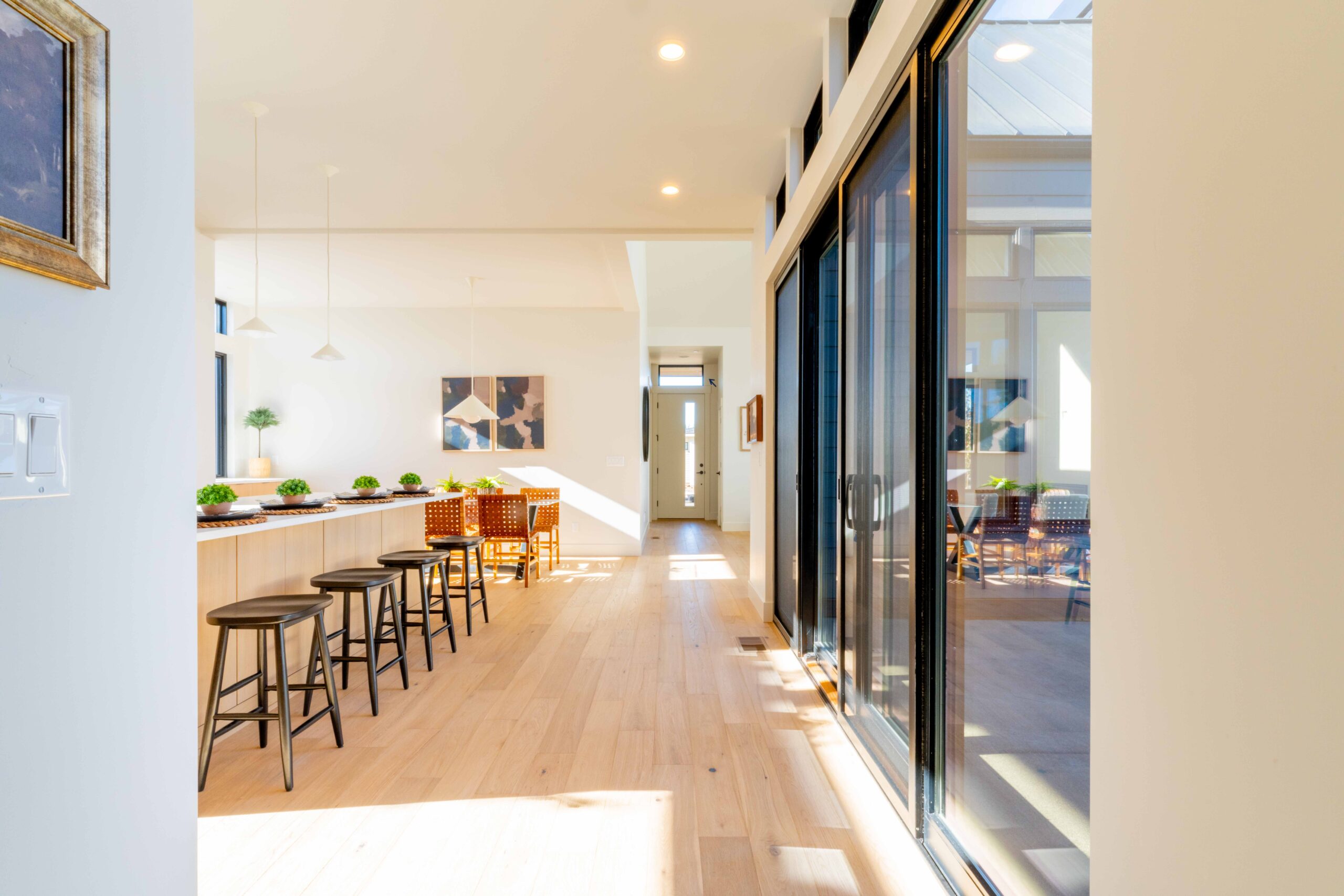 Lot 254 - Discovery West - Image 48