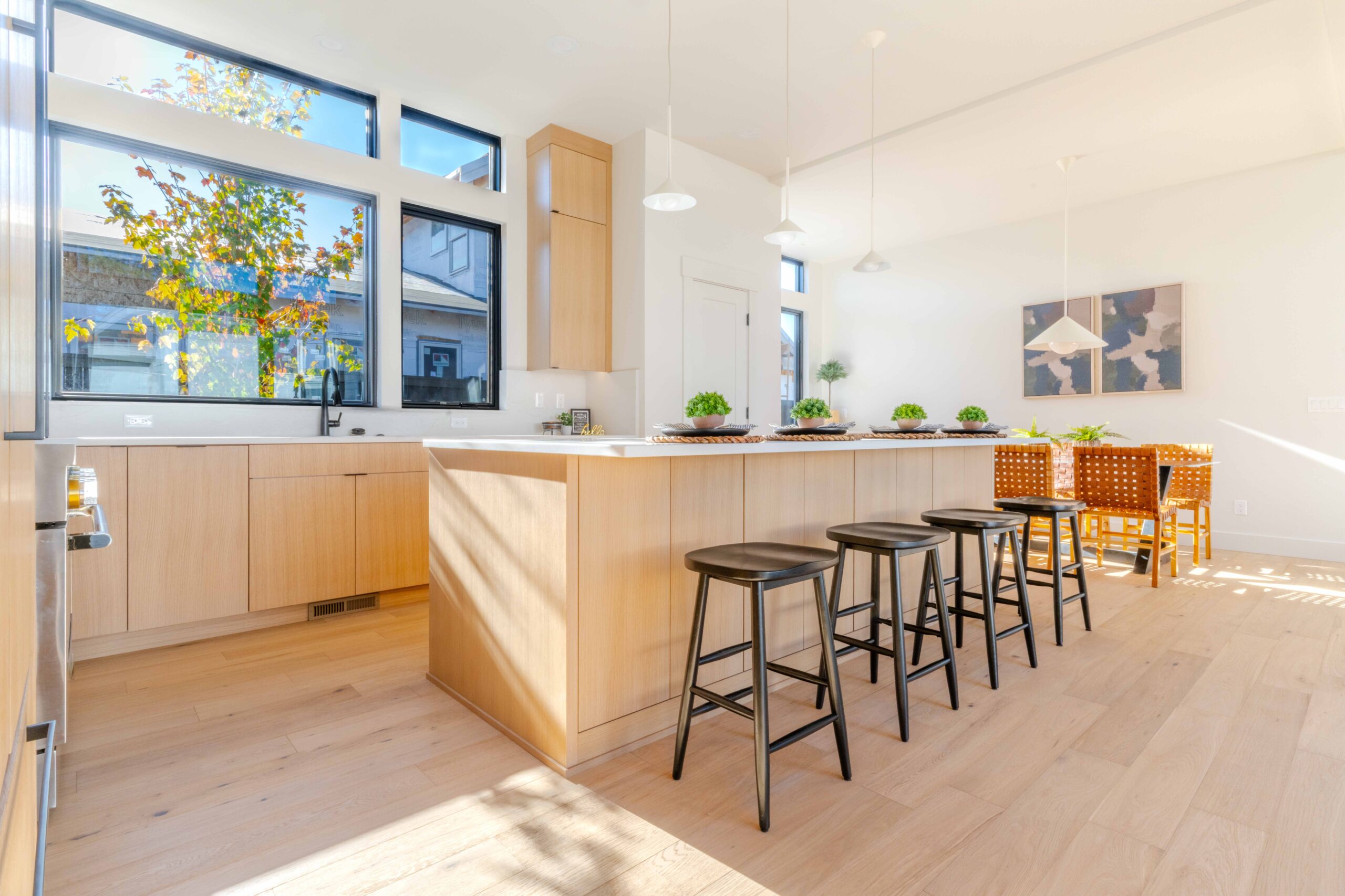 Lot 254 - Discovery West - Image 47