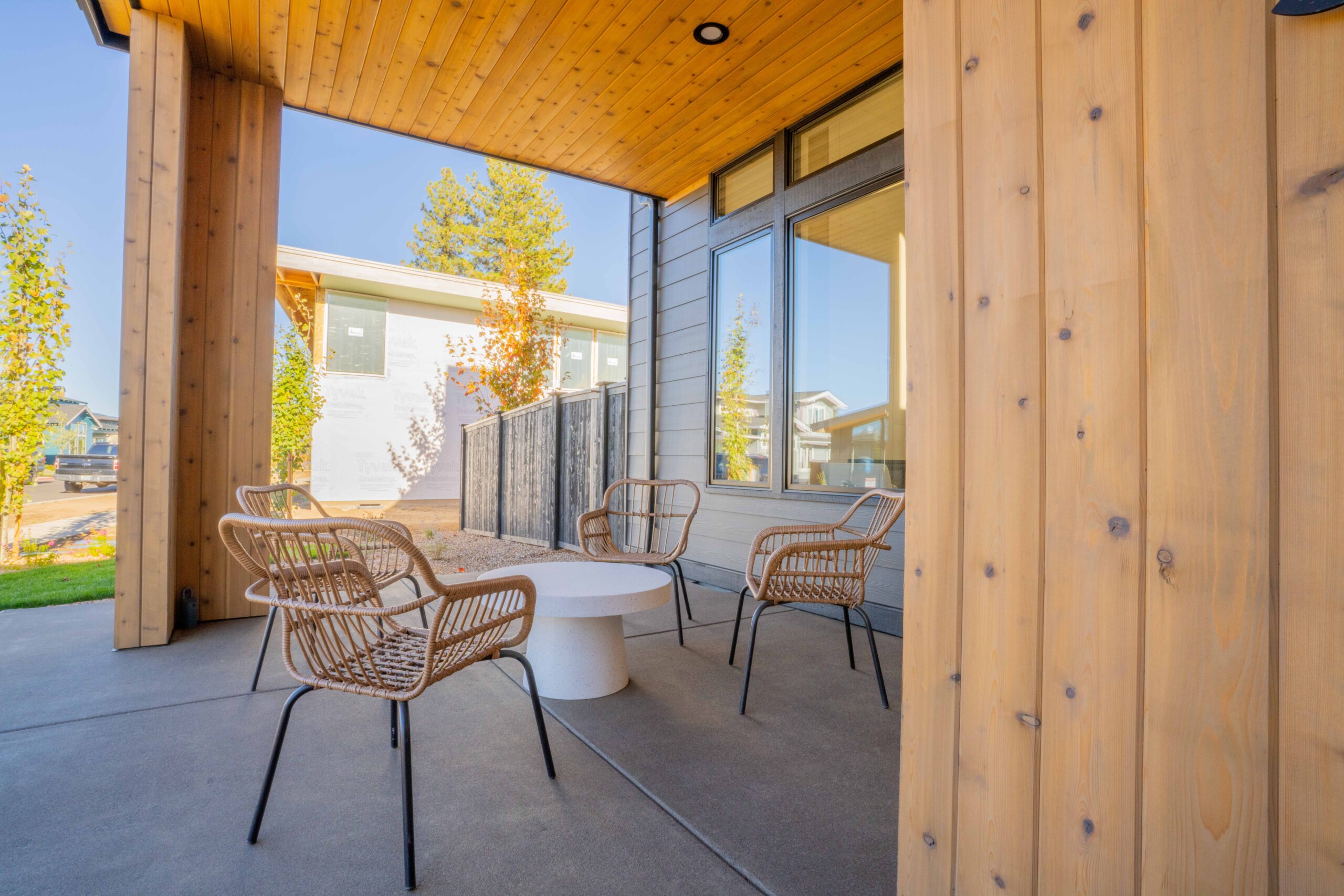 Lot 254 - Discovery West - Image 33