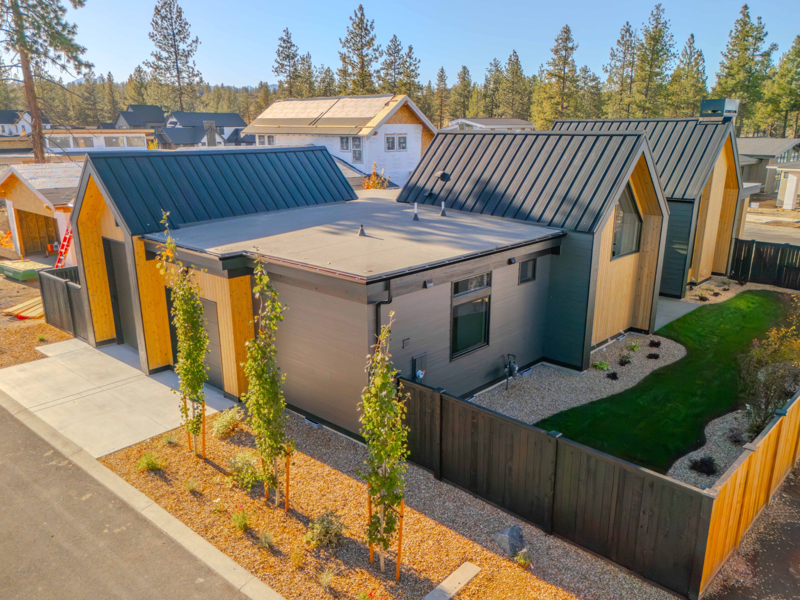 Lot 254 - Discovery West - Image 7