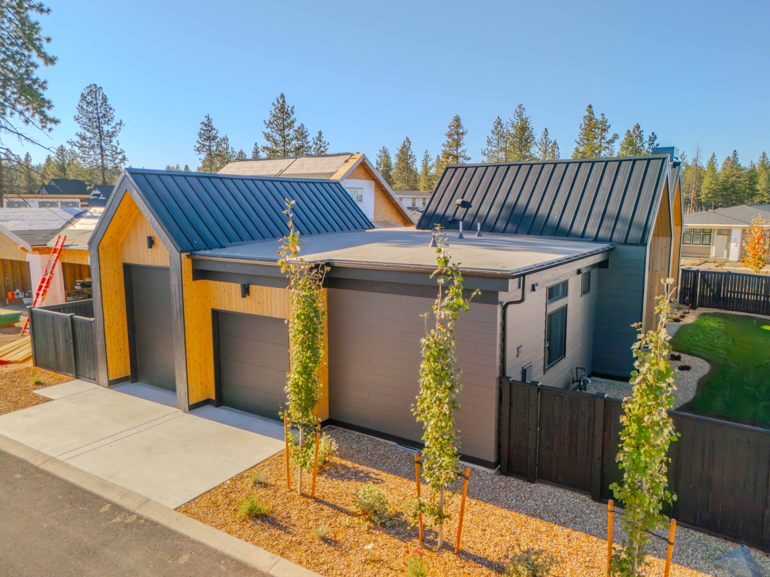 Lot 254 - Discovery West - Image 6