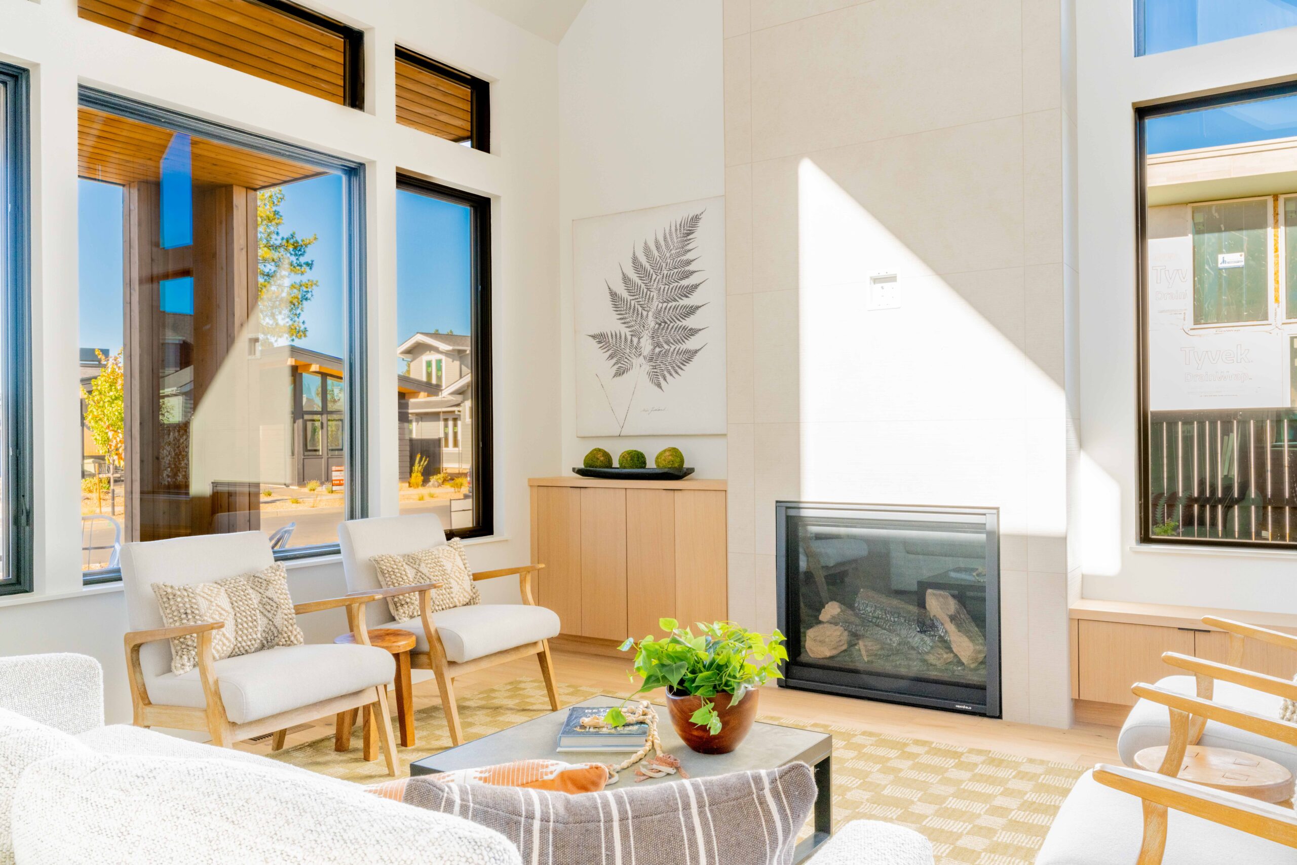 Lot 254 - Discovery West - Image 74