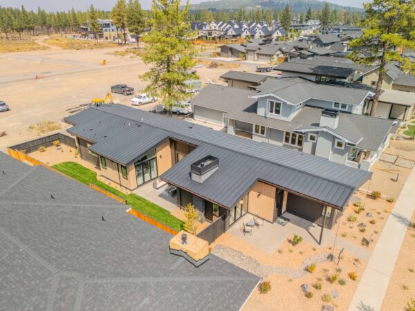 Lot 261 - Discovery West - Image 2
