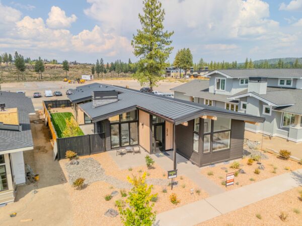 Lot 261 - Discovery West - Image 4
